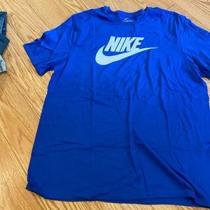 NIKE LOGO SHIRT